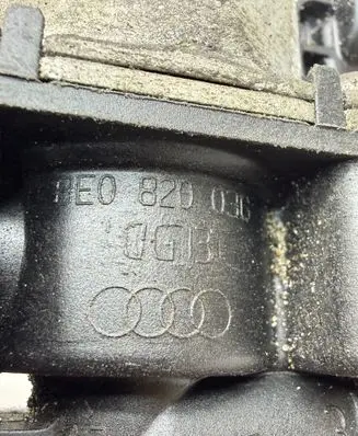 Audi Q7 4M Engine coolant pipe/hose 4M0819552AB 06H121601M 4M0265348C