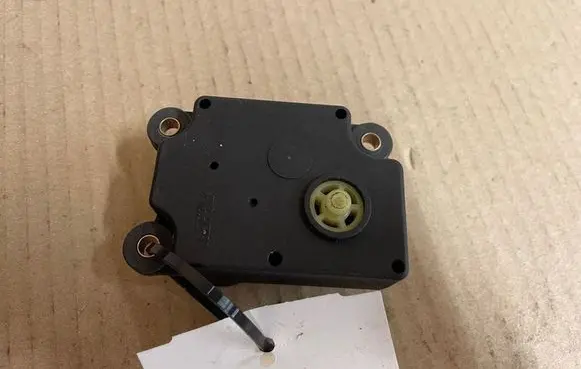 Volvo S60 Air flap motor/actuator 74933 260304