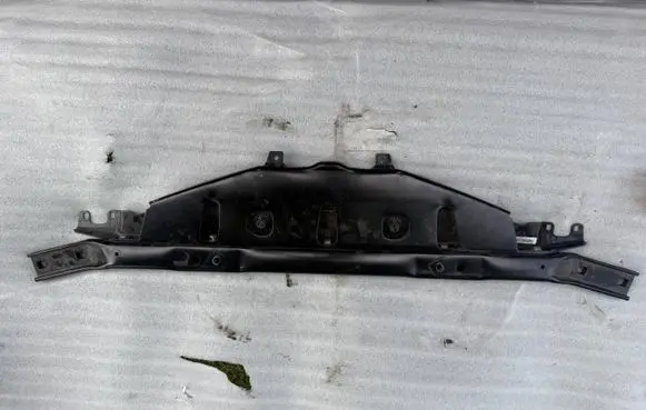 BMW 6 F06 Gran coupe Top upper radiator support slam panel 7267356