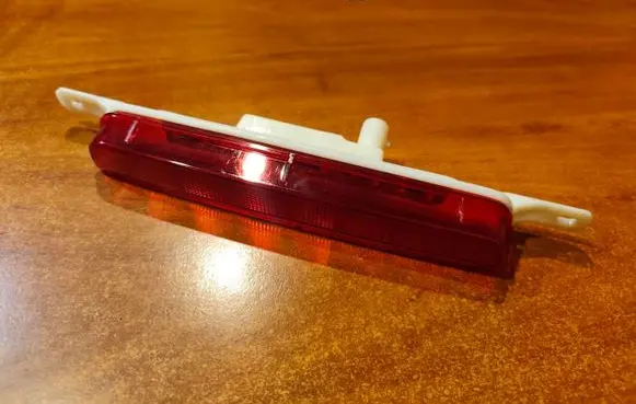 Chrysler Voyager Third/center stoplight 