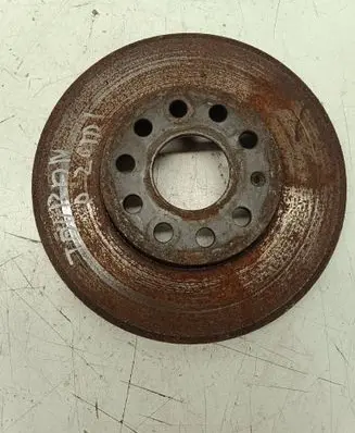 Volkswagen Touran II Front brake disc