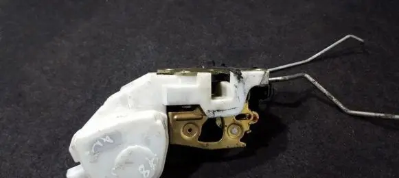 Mitsubishi Galant Front door lock