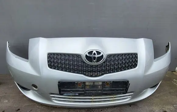 Toyota Yaris Front bumper 521190D130