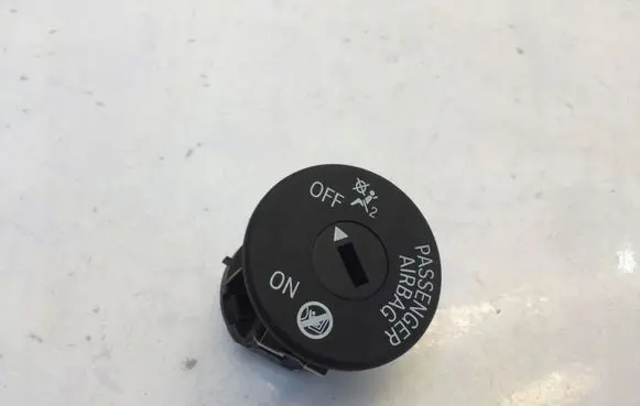 BMW 2 F44 Passenger airbag on/off switch 9483731