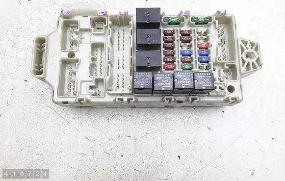 Mitsubishi Grandis Fuse module 312100508
