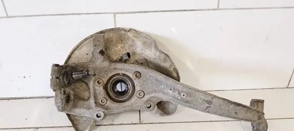 Audi Q5 SQ5 8R Front wheel hub 