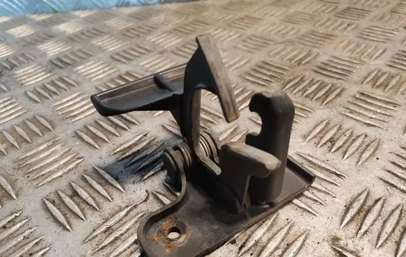 Mercedes-Benz ML W164 Engine bonnet (hood) release handle 2098800064