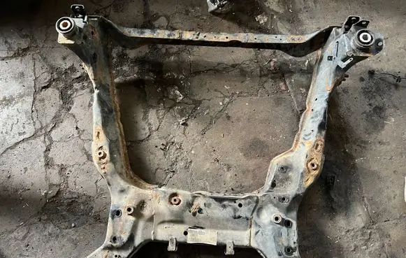 Volvo XC60 Front subframe 3077780 2680628