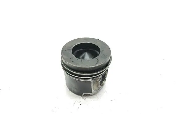 BMW 5 F10 F11 Piston 84L110