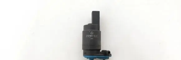 Mercedes-Benz A W168 Windscreen/windshield washer pump 2108691021