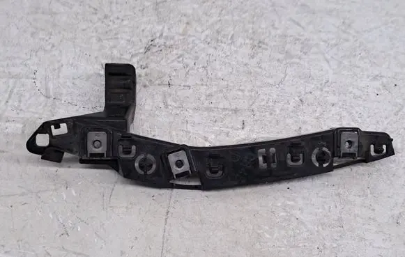 Citroen C5 Fender mounting bracket 9826714280