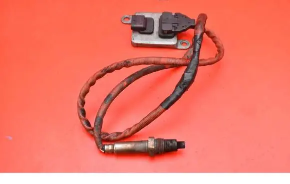 BMW 5 F10 F11 Lambda probe sensor 8576471