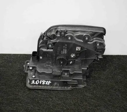 BMW X1 F48 F49 Front door lock 7281934