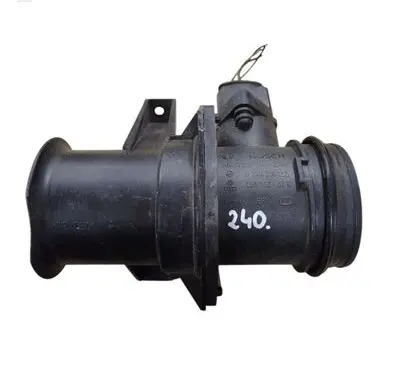 Volkswagen Golf IV Mass air flow meter 06A906461N 0280218100