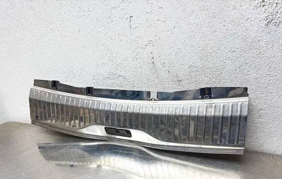 Opel Astra H Trunk/boot sill cover protection 13213589 332004790 14301