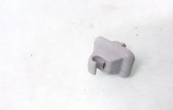 Volvo XC70 Sun visor clip/hook/bracket 