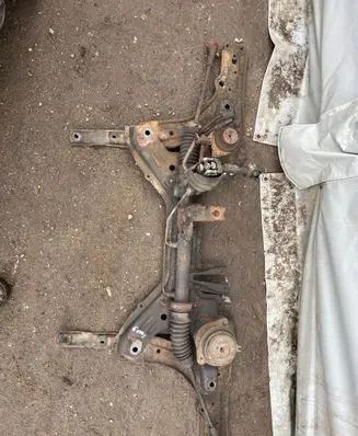 Volkswagen Golf III Steering rack