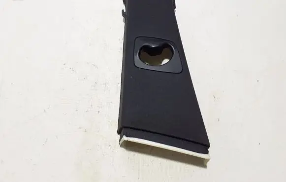 BMW 5 GT F07 (B) pillar trim (top) 9137197