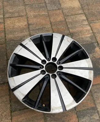 Mercedes-Benz B W246 W242 R18 alloy rim 