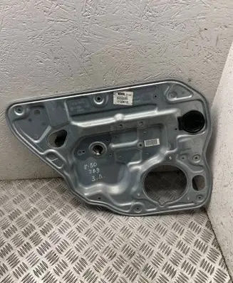 Volvo V50 Rear window lifting mechanism without motor 8679082