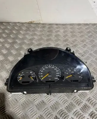 Mercedes-Benz ML W163 Speedometer (instrument cluster) A1635409511 A2C53081854 200252664