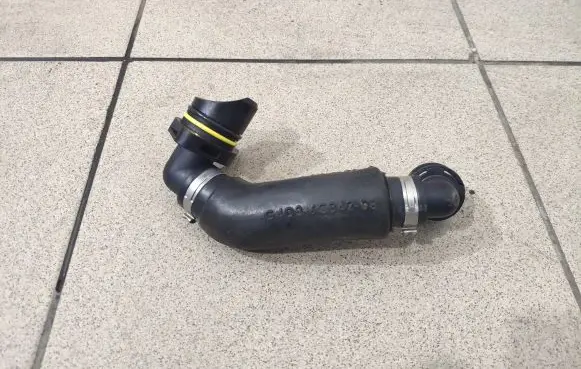 Land Rover Discovery Sport Breather/breather pipe/hose G4D36C342BB
