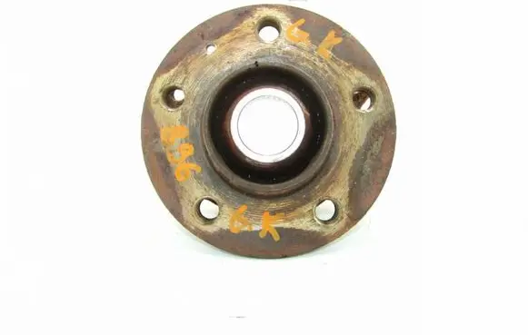 Audi A4 S4 B8 8K Rear wheel hub