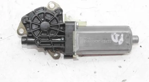 Mercedes-Benz C W204 Seat adjustment motor 0390203001