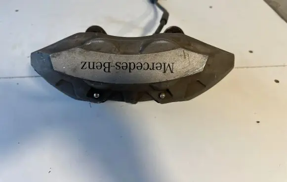 Mercedes-Benz GLC X253 C253 Front brake caliper