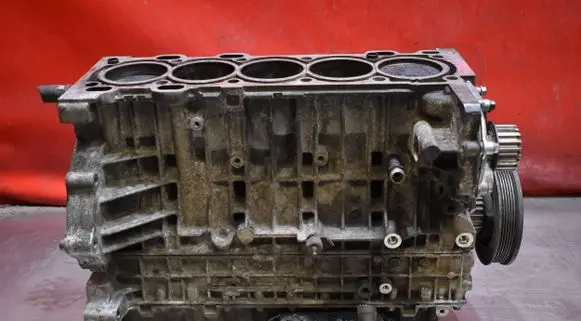Volvo S80 Engine block B5244S