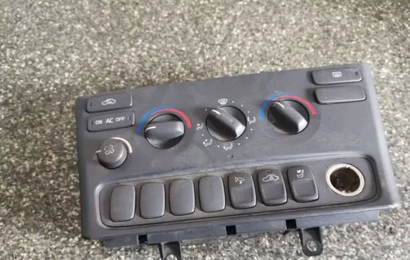 Volvo V70 Climate control unit