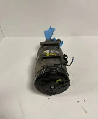 Volvo V70 Air conditioning (A/C) compressor (pump) DKS17D 100318 902301003184
