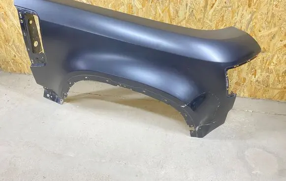 Land Rover Defender Fender