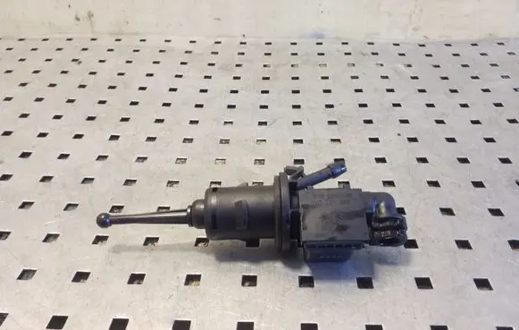 Skoda Yeti (5L) Clutch master cylinder 1K0721388T