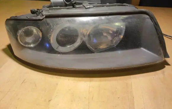 Audi A4 S4 B6 8E 8H Headlight/headlamp 8E0941004P