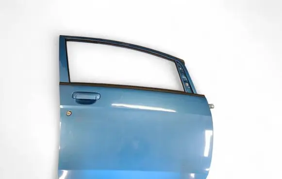 Mitsubishi i-MiEV Front door