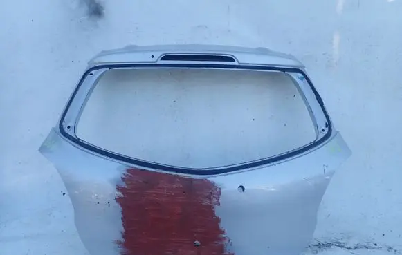 Mazda 2 Tailgate/trunk/boot lid