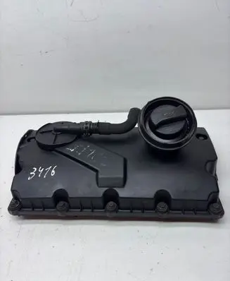 Volkswagen Golf V Rocker cam cover 038103475N
