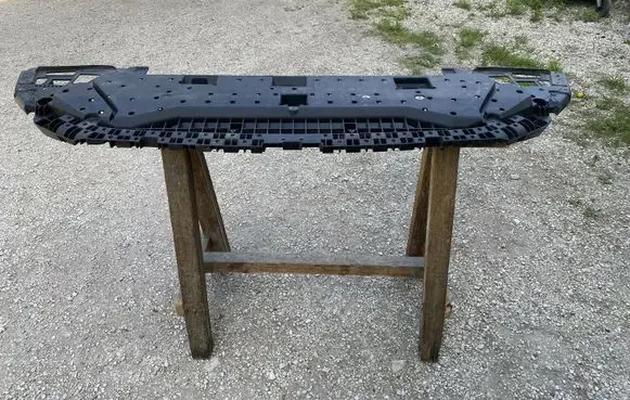 Opel Astra L Front bumper skid plate/under tray 9840237680