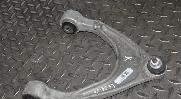 Maserati Levante Front lower control arm/wishbone 06700319950
