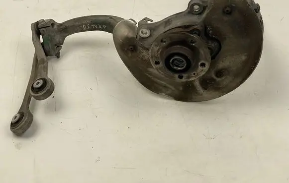 Audi Q5 SQ5 Front wheel hub spindle knuckle 4G0407241C 190313 01190720265W