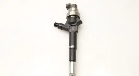 Opel Mokka Fuel injector 55567729