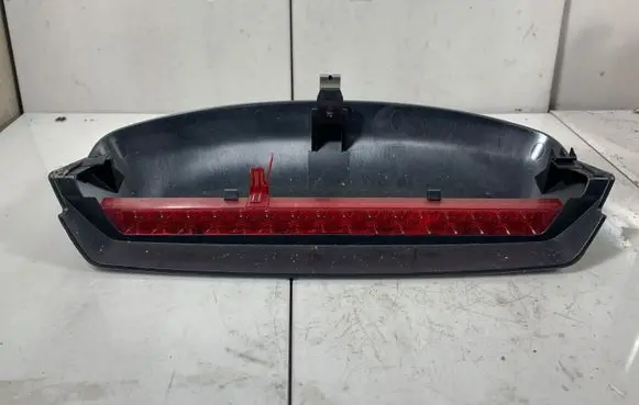 Skoda Roomster (5J) Third/center stoplight 5J7945097