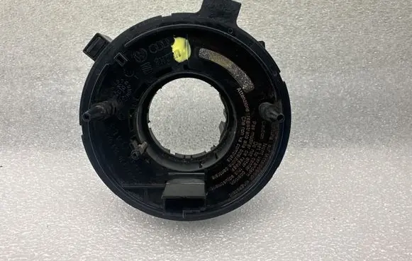Audi A4 S4 B5 8D Airbag slip ring squib (SRS ring) 1J0959653B