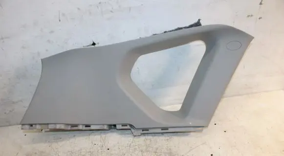 Toyota Auris E180 (D)pillar trim (top) 