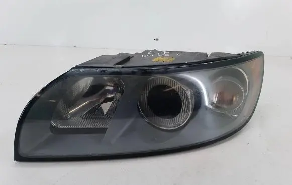 Volvo V50 Headlight/headlamp 30698891