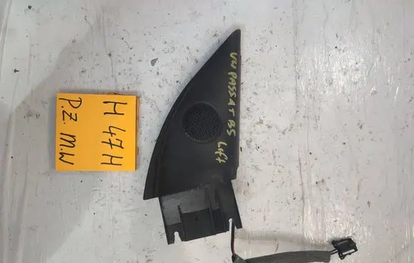 Volkswagen PASSAT B5 Front door high frequency speaker 3B0837985