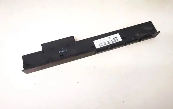 Tailgate opening switch