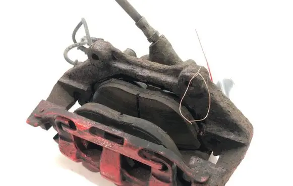 Front brake caliper