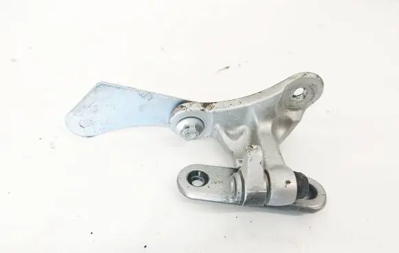 Mercedes-Benz A W176 Front door upper hinge A046572 HW246B1
